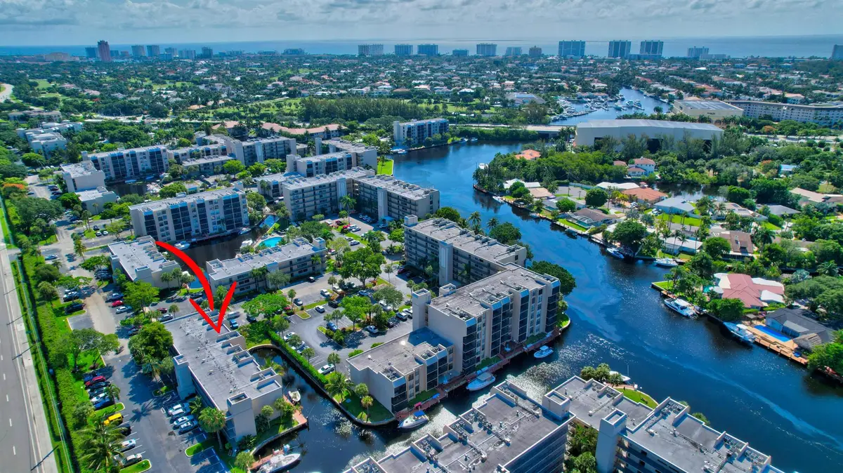 16 Royal Palm Way #202, Boca Raton, FL 33432 - Image #1