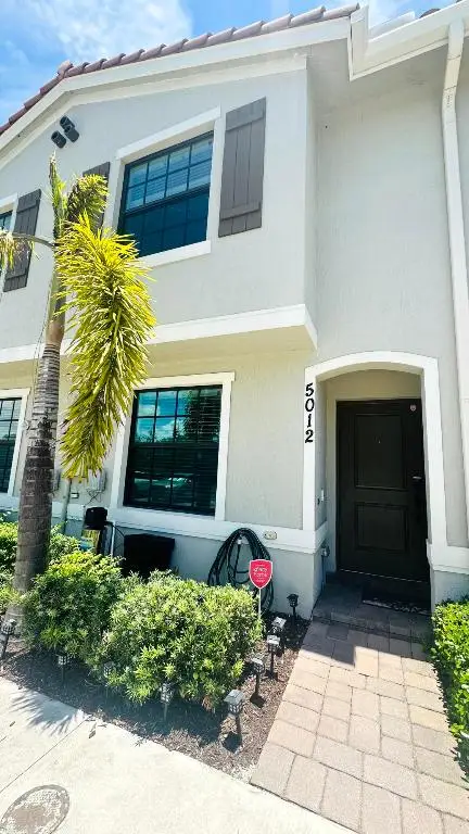 5012 Genove Pl Place, Riviera Beach, FL 33410 - Image #3