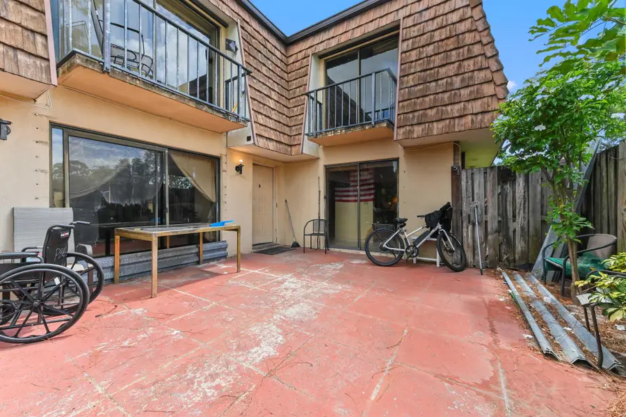 2423 24th Lane, Greenacres, FL 33463 - Image #3