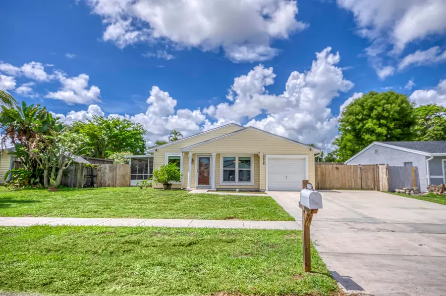 10656 Bobbie Lane, Royal Palm Beach, FL 33411 - Image #3