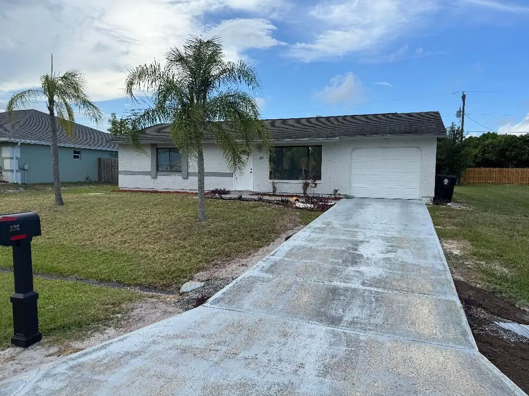 327 NE Surfside Avenue, Port Saint Lucie, FL 34983 - Image #1