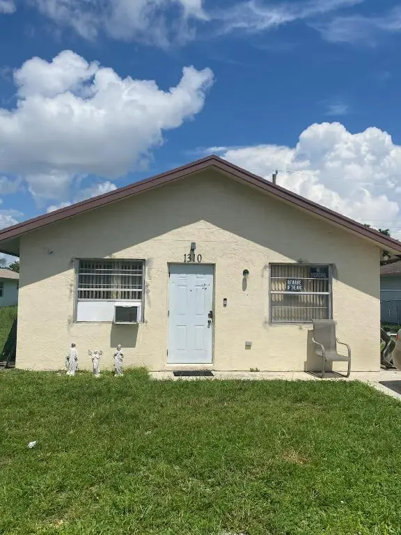 1310 W 24th Street, West Palm Beach, FL 33404 - #1