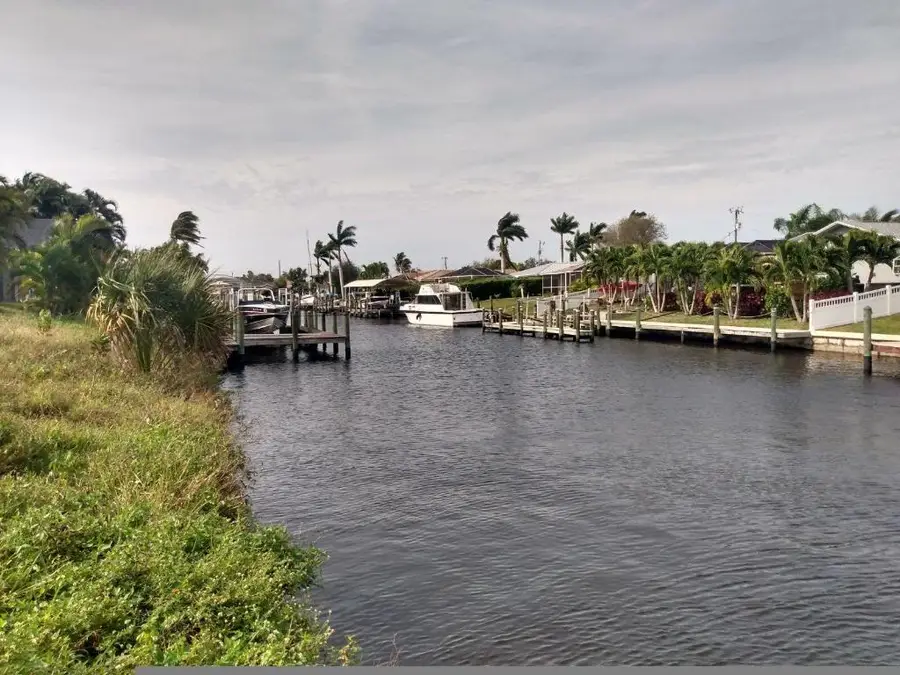 1727 SE 16th Street, Cape Coral, FL 33990 - Image #3