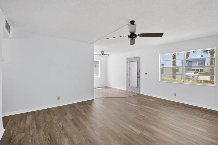 102 Normandy Lane #C, Delray Beach, FL 33484 - Image #2