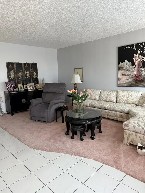 4022 Wolverton B, Boca Raton, FL 33434