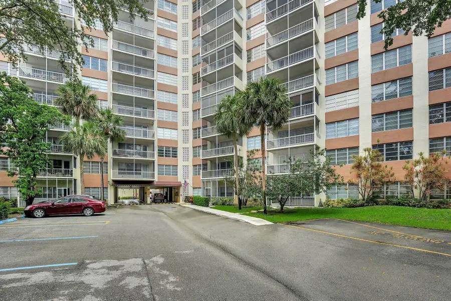 10777 W Sample Road #207, Coral Springs, FL 33065 - Image #2