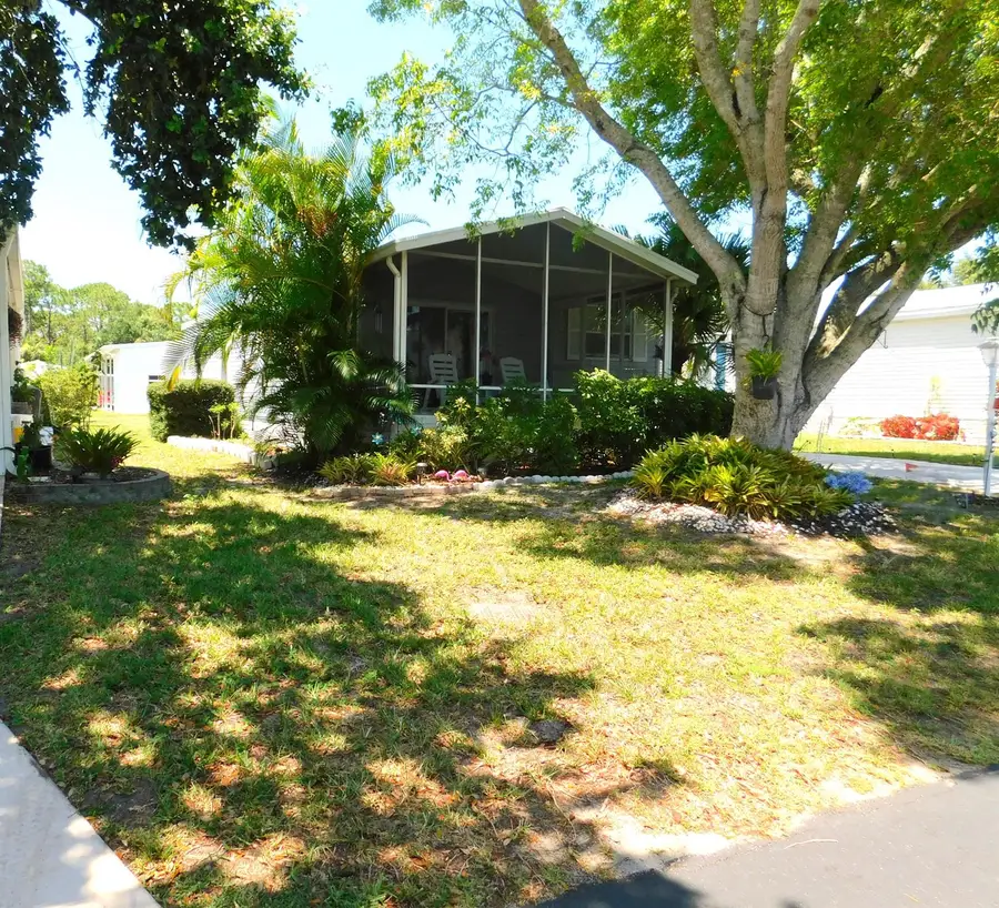 376 Seahorse Terrace, Fort Pierce, FL 34982 - Image #2
