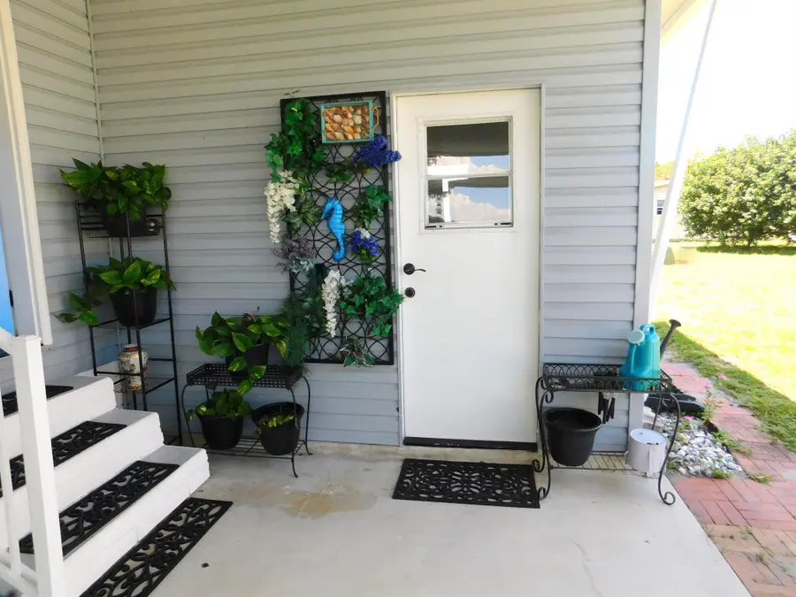 376 Seahorse Terrace, Fort Pierce, FL 34982 - Image #3