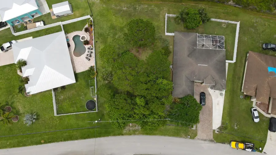 5522 NW Cordrey Street, Port Saint Lucie, FL 34986 - #3