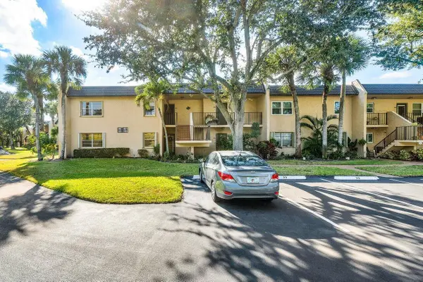 148 Lake Constance Drive #148, West Palm Beach, FL 33411