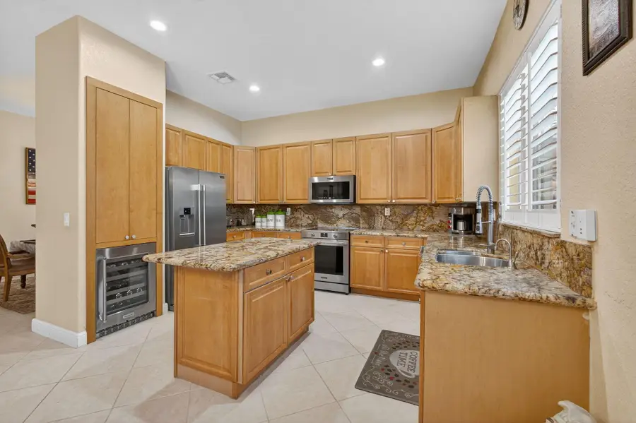 8275 Bob O Link Drive, Palm Beach Gardens, FL 33412 - Image #3