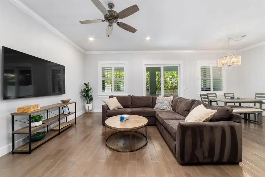 411 SE High School Avenue, Stuart, FL 34994 - Image #2