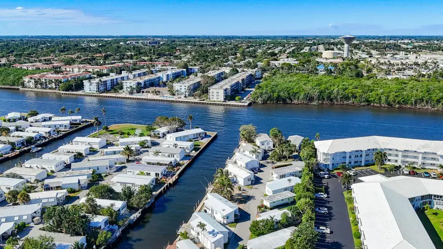 204 Mallard U Drive #U, Briny Breezes, FL 33435 - Image #2