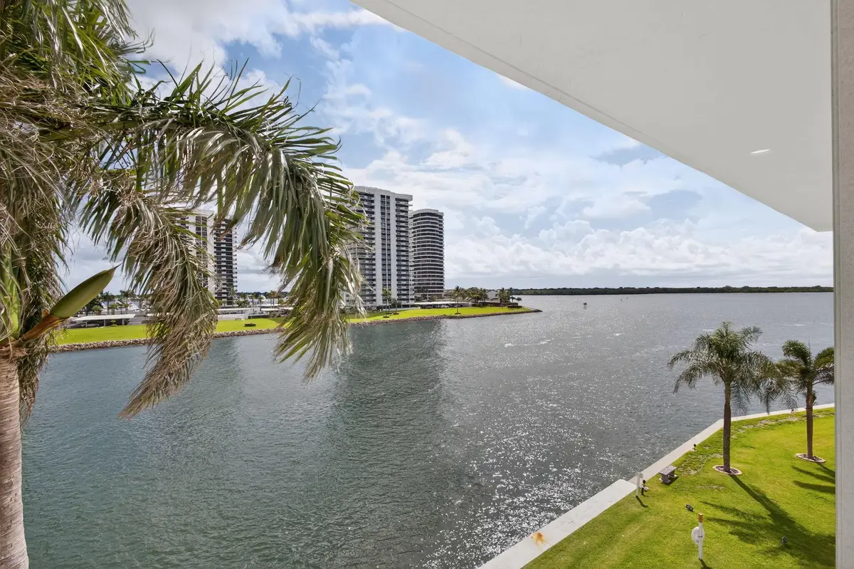 28 Yacht Club Drive #409, North Palm Beach, FL 33408 - Image #1