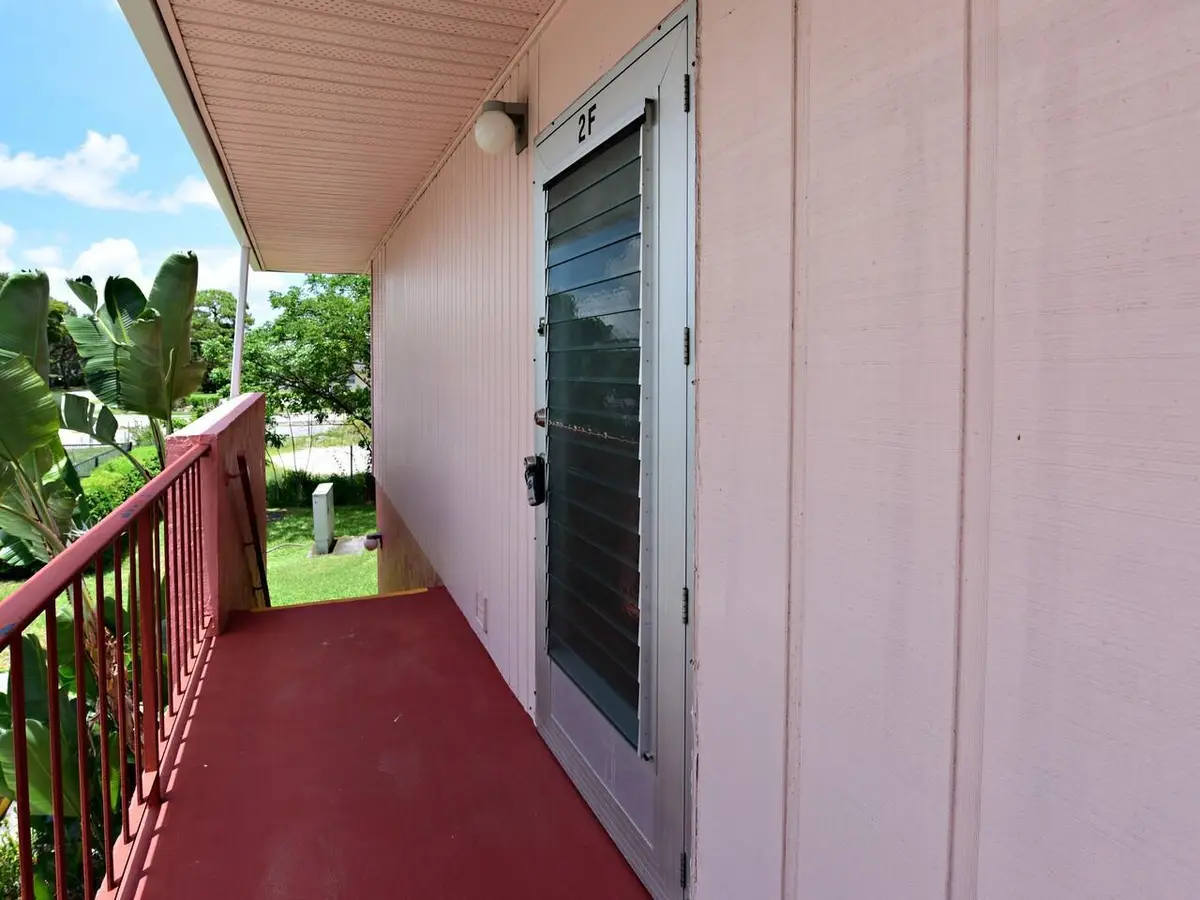 2 Golfs Edge #F, West Palm Beach, FL 33417 - Image #1