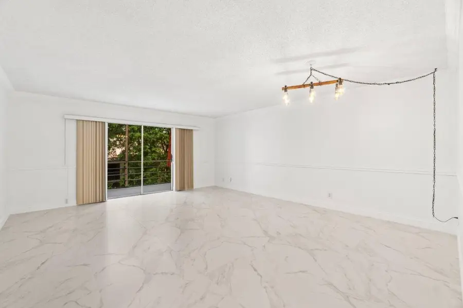 22615 SW 66th Avenue #310, Boca Raton, FL 33428 - Image #2