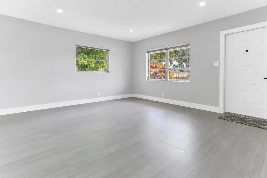 7609 NW 70 Avenue, Tamarac, FL 33321 - #3