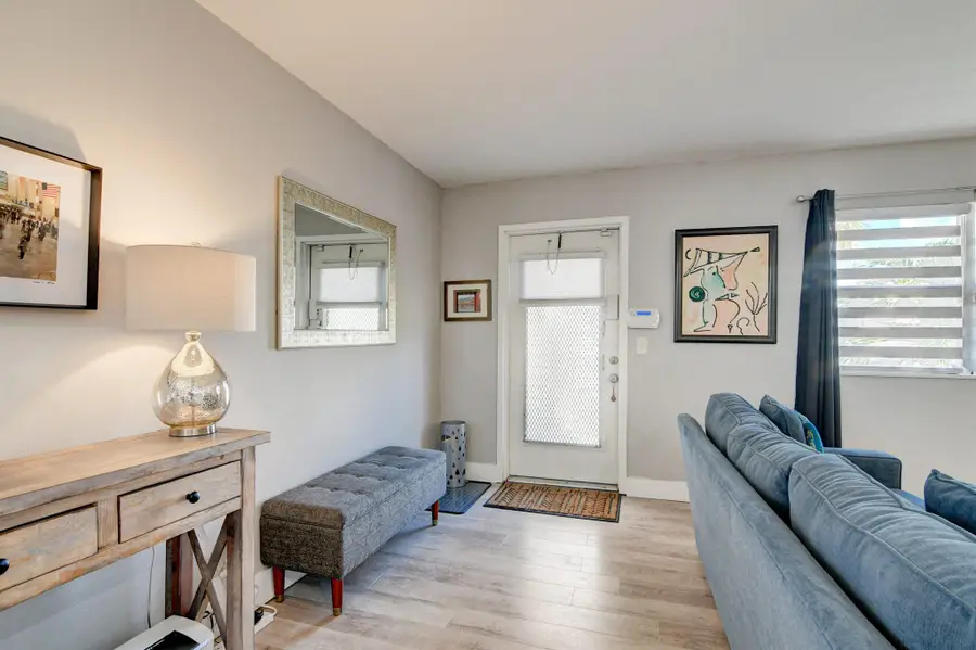 78 Saxony B, Delray Beach, FL 33446 - Image #2