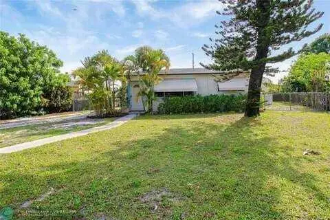 1226 S H Street, Lake Worth Beach, FL 33460 - Image #1