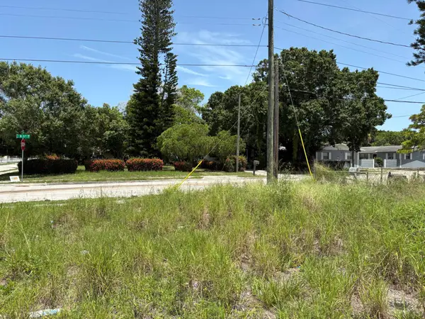 915 N 21st Street, Fort Pierce, FL 34950