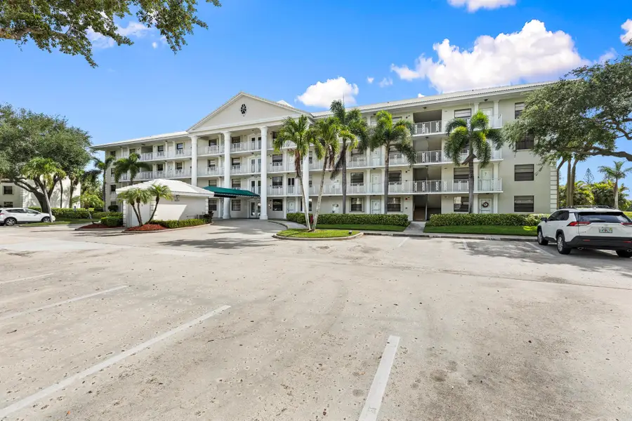 6073 Balboa Circle #303, Boca Raton, FL 33433 - Image #2