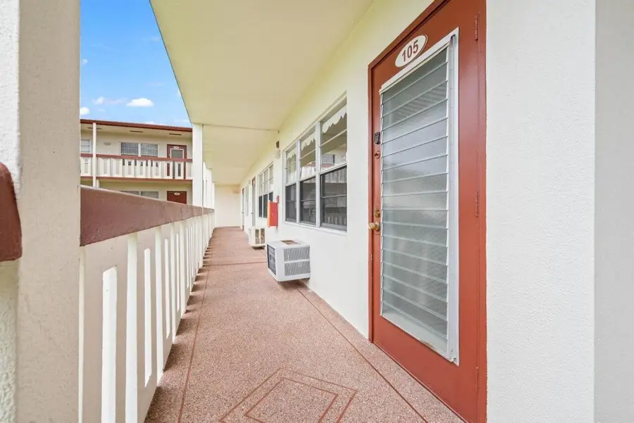 105 Brighton C, Boca Raton, FL 33434 - Image #2