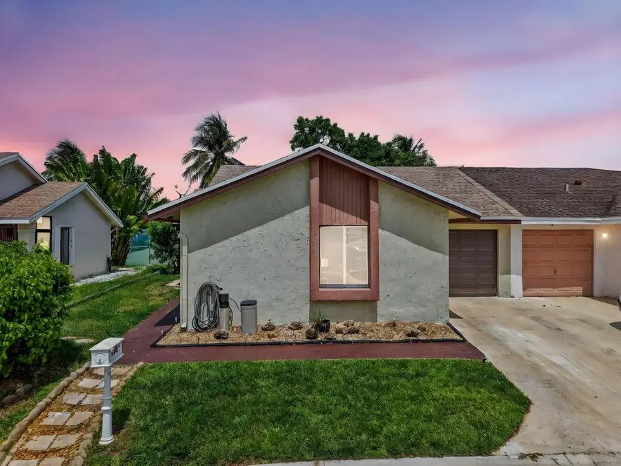 9667 Sunny Isle Circle, Boca Raton, FL 33428 - Image #2