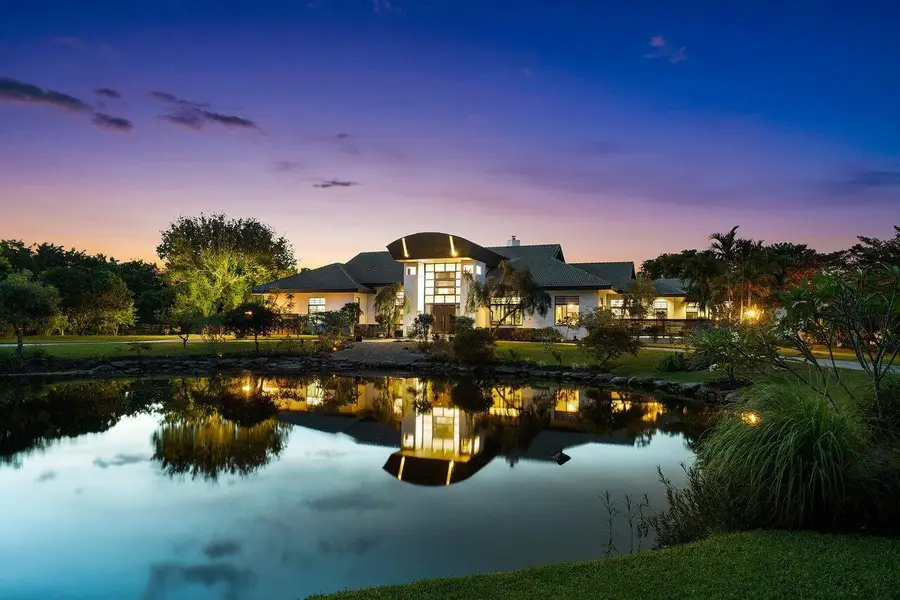 8549 Surrey Lane, Boca Raton, FL 33496 - Image #3