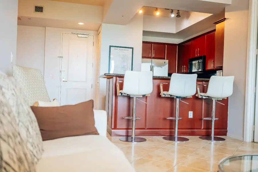 403 S Sapodilla Avenue #718, West Palm Beach, FL 33401 - Image #3