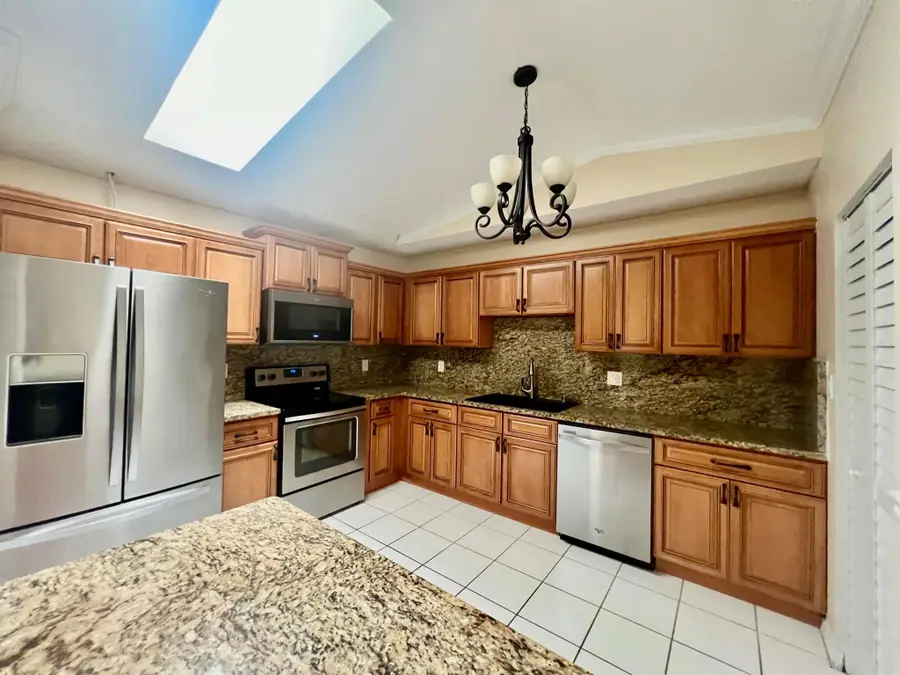 1431 Captains Walk #17, Fort Pierce, FL 34950 - Image #2