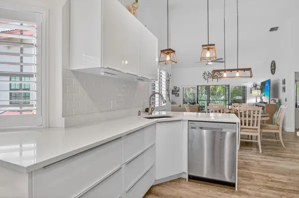 7856 Lexington Club Boulevard #C, Delray Beach, FL 33446