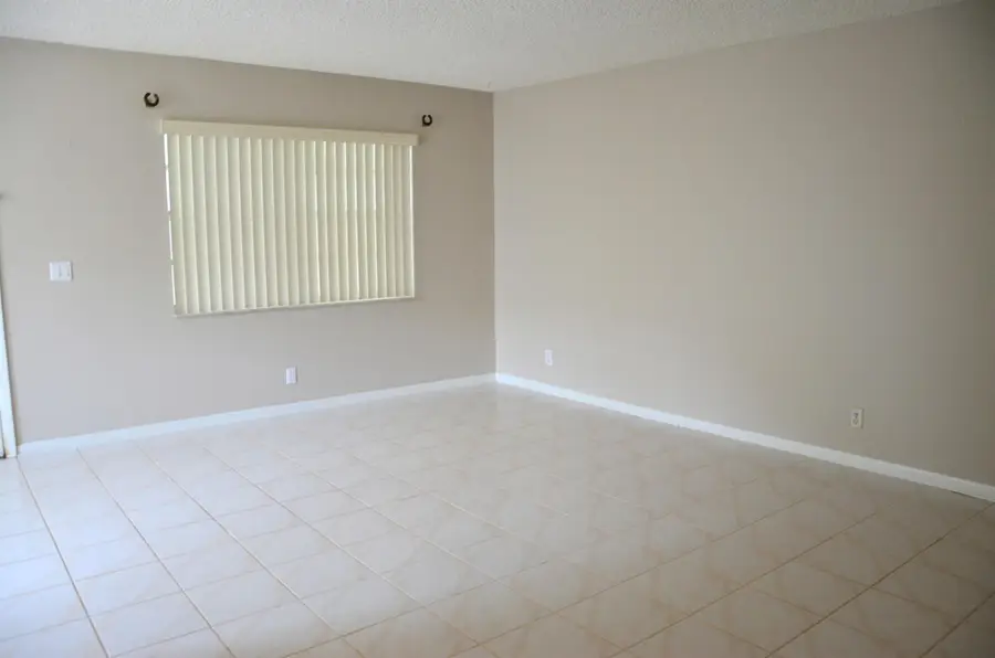 467 Normandy J, Delray Beach, FL 33484 - Image #2