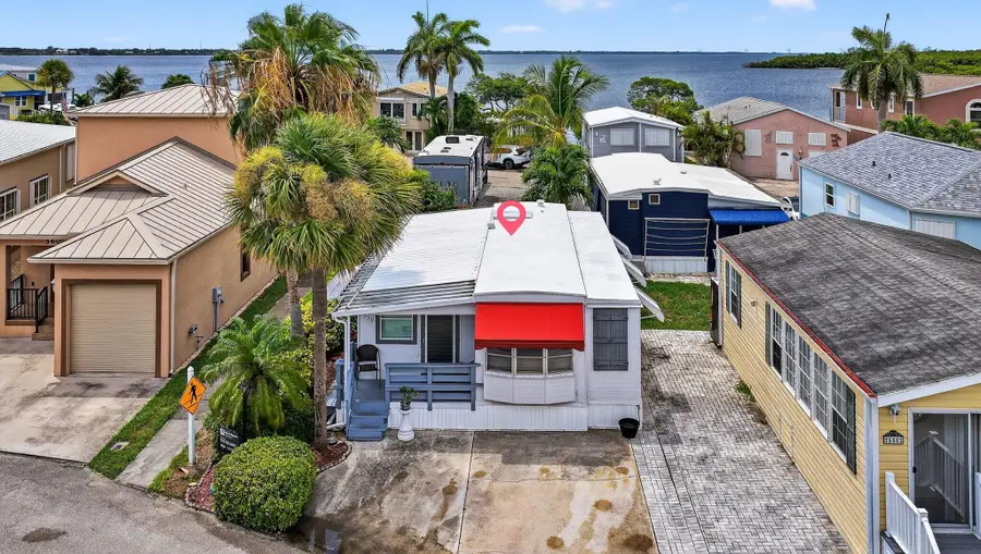 559 Nettles Boulevard, Hutchinson Island, FL 34949 - Image #3