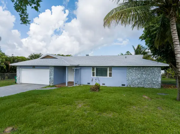 106 NW Broadview Street, Port St Lucie, FL 34983