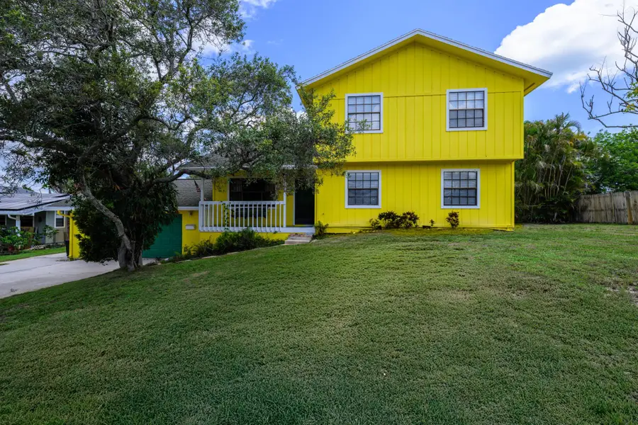 9291 SE Duncan Street, Hobe Sound, FL 33455 - Image #2