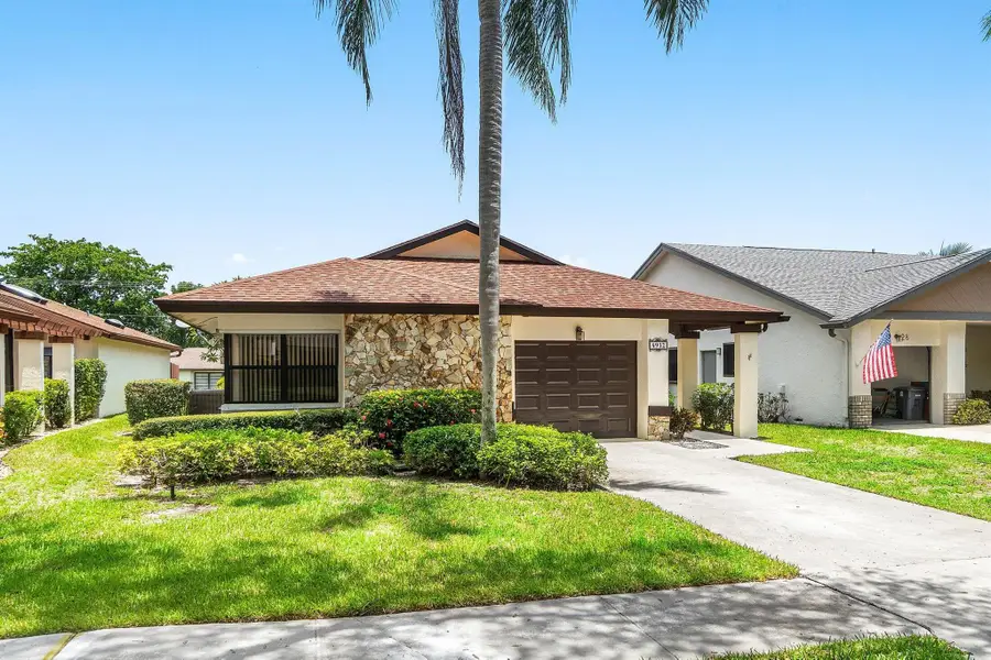 4932 Boxwood Circle, Boynton Beach, FL 33436 - Image #2