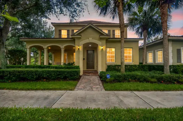 118 Foxford Court, Jupiter, FL 33458