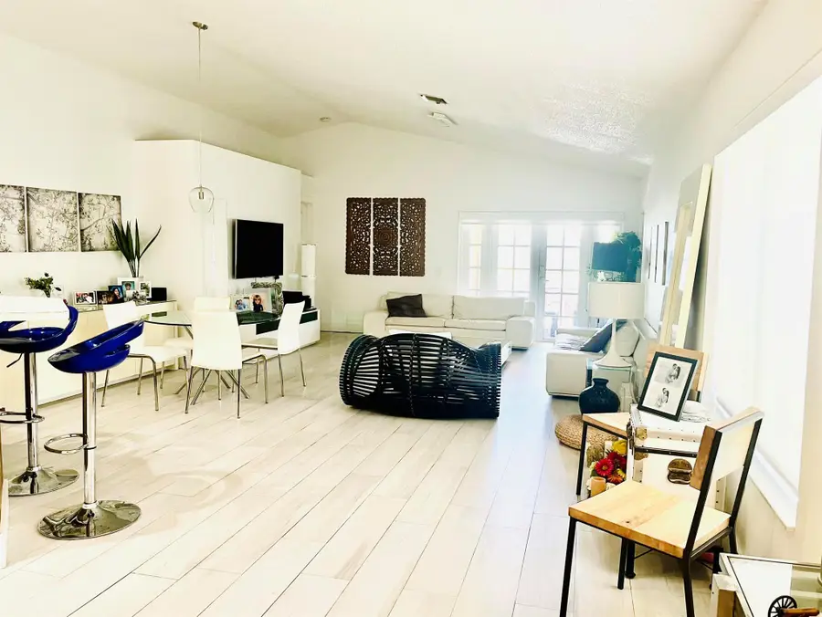 1377 Majesty Terrace, Weston, FL 33327 - Image #3