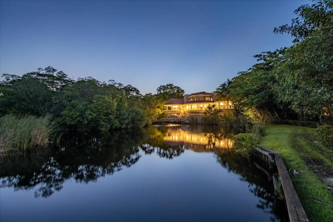 49 W High Point Road, Sewalls Point, FL 34996 - #1