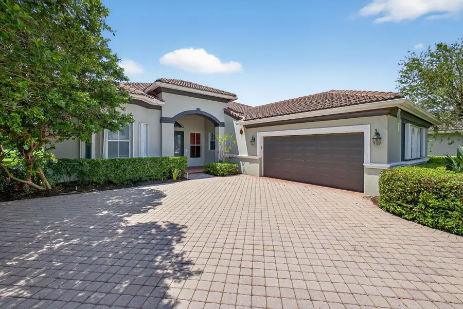 7411 Ironhorse Boulevard, West Palm Beach, FL 33412 - Image #3