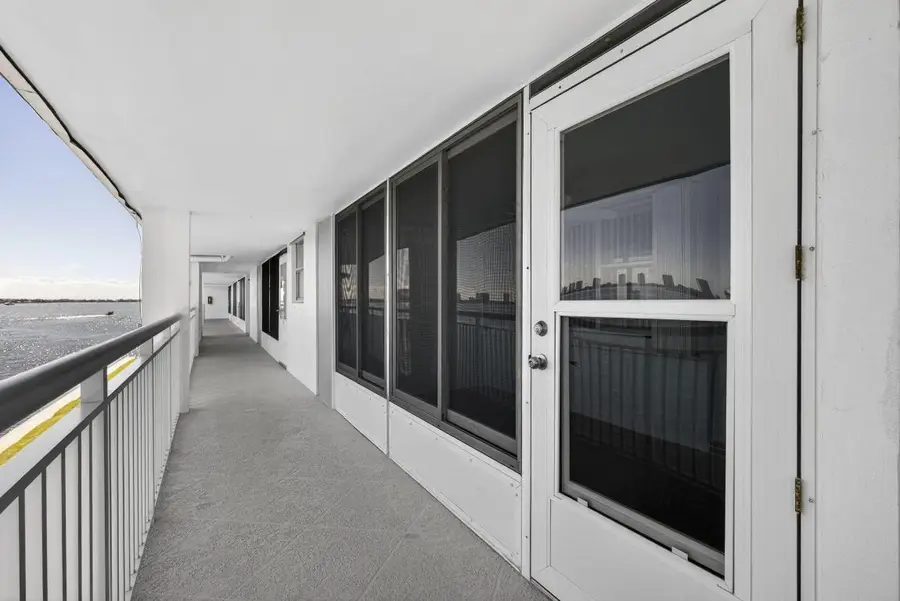 100 Shore 307 Court #307, North Palm Beach, FL 33408 - Image #3
