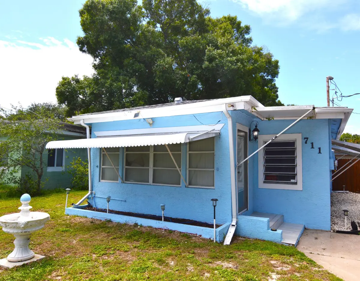 711 Cedar Place, Fort Pierce, FL 34950 - Image #1