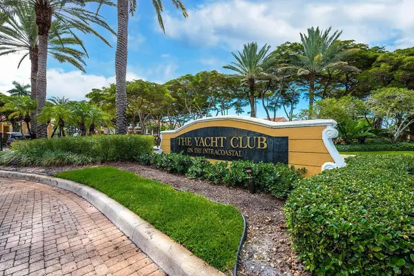 160 Yacht Club Way #109, Hypoluxo, FL 33462