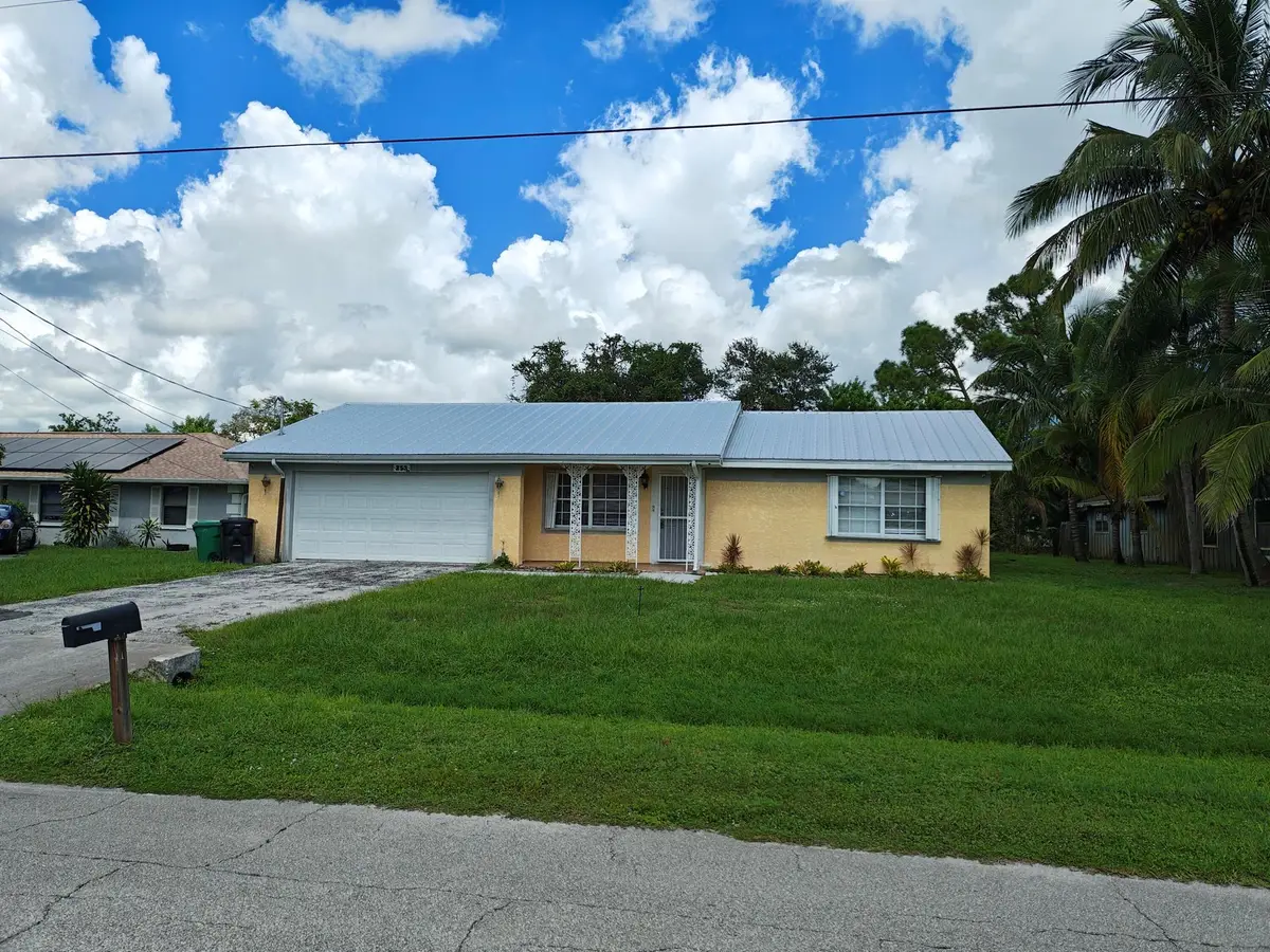 253 SE Verada Avenue, Port Saint Lucie, FL 34983 - Image #1