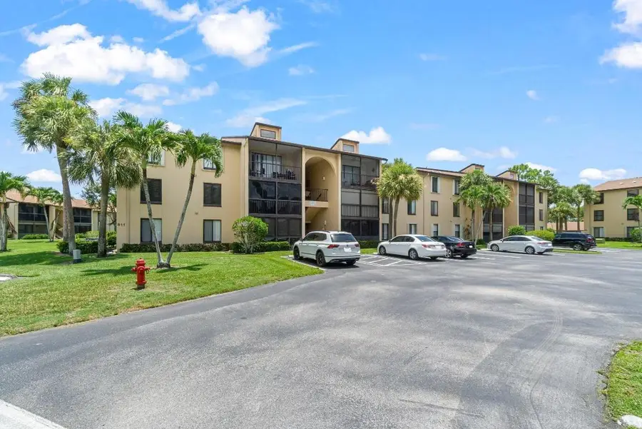 811 Sky Pine Way #A2, Greenacres, FL 33415 - Image #3