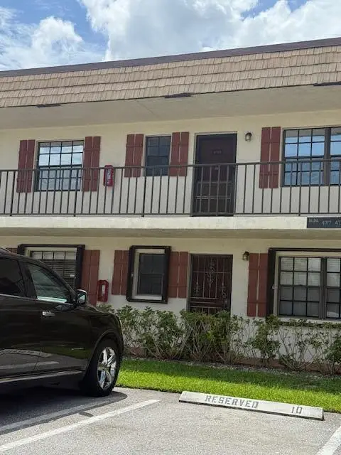 4720 Oak Terrace Drive, Greenacres, FL 33463 - Image #3