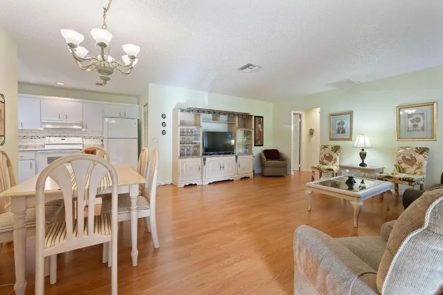 5817 La Pinata Boulevard #D-2, Greenacres, FL 33463 - Image #3