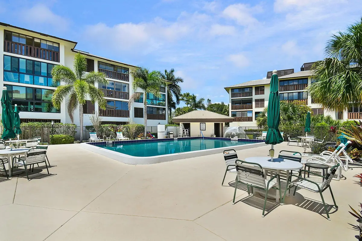 162 SE Saint Lucie Boulevard #B201, Stuart, FL 34996 - Image #1