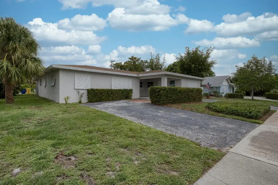 Address Withheld By Seller, North Palm Beach, FL 33408 - Image #2