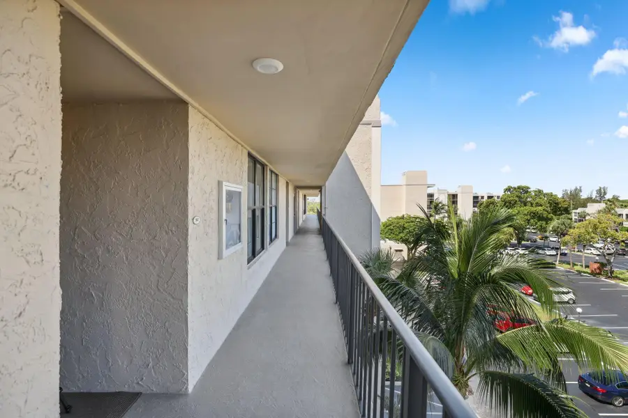 13 Royal Palm Way #5020, Boca Raton, FL 33432 - Image #2
